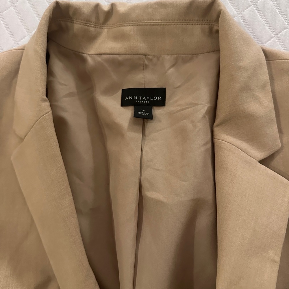 Ann Taylor Classic Beige Blazer